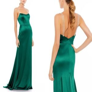 Mac Duggal New Emerald Green Evening Gown (12)